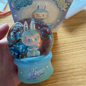Hope big into energy Snow Globe from popmart
